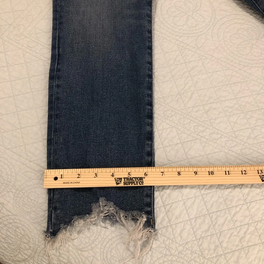 Good American Cigarette cropped jeans. Size 10.